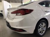 Bán Hyundai Elantra Facelift đời 2019, màu trắng, xe đủ màu