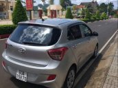 Cần bán xe Hyundai Grand i10 MT năm sản xuất 2015, màu bạc, máy móc êm