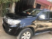 Cần bán xe Toyota Fortuner sản xuất năm 2011, màu đen còn mới giá cạnh tranh