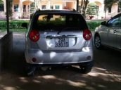 Cần bán xe Chevrolet Spark đời 2010, màu bạc, xe nguyên bản