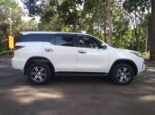 Bán ô tô Toyota Fortuner 2017, màu trắng, máy dầu