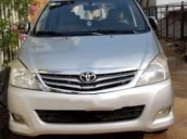 Bán xe Toyota Innova sản xuất 2010, màu bạc, xe gia đình, không cấn đụng ngập nước