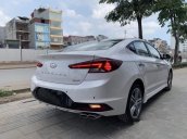 Cần bán Hyundai Elantra năm sản xuất 2019, màu trắng, giá cực ưu đãi