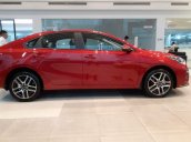 Bán Kia Cerato Standard MT 1.6L đời 2019, màu đỏ, nhập khẩu