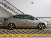 Bán xe Kia Cerato 1.6AT năm 2018, màu vàng, giá tốt