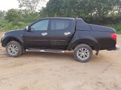 Cần bán lại xe Mitsubishi Triton GLS 4x4 MT năm 2014, màu đen 