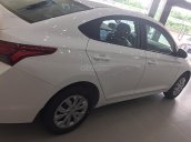 Cần bán Hyundai Accent 1.4 MT Base sản xuất năm 2019, màu trắng giá cạnh tranh