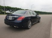 Bán Mercedes C300 AMG sx 2018, xanh đen cực kỳ sang trọng