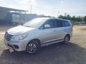 Bán Toyota Innova năm 2015, màu bạc, giá tốt