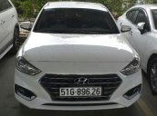 Cần bán xe Hyundai Accent đời 2019, màu trắng, 5 chỗ