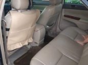 Cần bán gấp Toyota Camry 2.4 đời 2003, nội thất còn mới