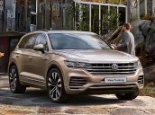 Bán Volkswagen Touareg năm 2019, màu đen, nhập khẩu  