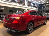 Bán xe Mazda 6 2.0L Premium 2019, màu đỏ
