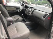 Bán Toyota Innova 2.0E năm sản xuất 2013, màu bạc, xe gia đình