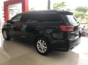 Bán xe Kia Sedona máy dầu bản Full, tặng ngay màn hình gối đầu cao cấp và camera hành trình