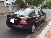 Cần bán xe Ford Focus 2007 số sàn màu đen, gia đình đi gìn giữ còn long lanh