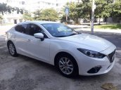 Cần bán gấp Mazda 3 đời 2015, màu trắng, giá 550tr