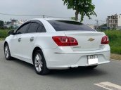 Cần bán gấp Chevrolet Cruze LT năm sản xuất 2017, màu trắng chính chủ, giá 395tr