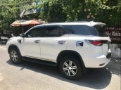 Bán xe Toyota Fortuner sản xuất năm 2017, màu trắng, nhập khẩu nguyên chiếc, chính chủ