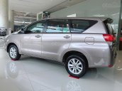 Bán xe Toyota Innova 2.0E 2019, màu bạc, giá tốt