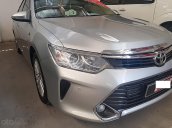 Bán xe cũ Toyota Camry 2.5G đời 2015, màu bạc