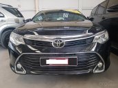 Bán Toyota Camry 2.5Q năm 2017, màu đen