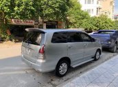 Bán Toyota Innova G 2010, màu bạc chính chủ