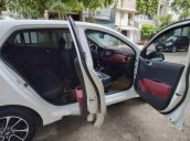 Bán Hyundai Grand i10 2018, màu trắng, số sàn