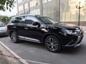 Bán Mitsubishi Outlander 2.0AT đời 2018, màu đen, xe như mới