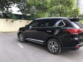 Bán Mitsubishi Outlander 2.0AT đời 2018, màu đen, xe như mới