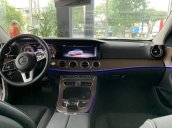 Bán Mercedes C200 2019, màu đỏ, nhập khẩu