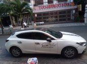 Cần bán Mazda 3 đời 2015, màu trắng giá cạnh tranh