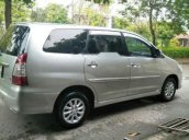 Bán Toyota Innova 2.0G đời 2014, màu bạc, chính chủ