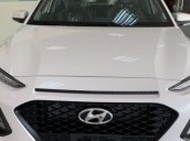 Bán xe Hyundai Kona 2.0 AT 2019, màu trắng giá cạnh tranh