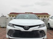 Bán Toyota Camry 2.0G đời 2019, màu trắng, nhập khẩu