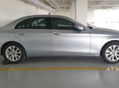 Bán Mercedes E200 2017 đăng ký 8/2018, nhiều ưu đãi