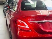 Cần bán Mercedes C200 đời 2019, màu đỏ, dòng Sedan