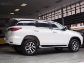 Bán ô tô Toyota Fortuner 2.4G đời 2019, màu trắng