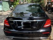 Bán Mercedes E200 năm 2019, màu đen