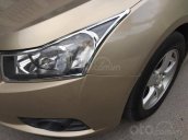 Gia đình cần bán Cruze 2010, số sàn, màu vàng cát