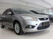 Cần bán xe Ford Focus 1.8 AT năm sản xuất 2010, màu bạc