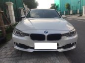 Bán BMW 3 Series 328i sản xuất năm 2013, màu trắng, nhập khẩu nguyên chiếc như mới, giá 939tr