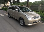 Chính chủ tôi cần bán chiếc xe Toyota Innova 2.0G 2011, số sàn, màu cát, LH 0986328400