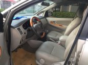 Chính chủ tôi cần bán chiếc xe Toyota Innova 2.0G 2011, số sàn, màu cát, LH 0986328400