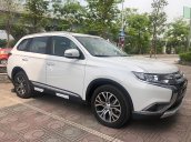 Bán Mitsubishi Outlander đời 2019, màu trắng, giá 807tr