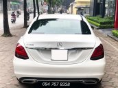 Cần bán gấp Mercedes C200 2019 màu trắng, chính chủ biển đẹp giá cực tốt