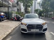 Chính chủ bán Audi Q5 2018, màu trắng, xe nhập