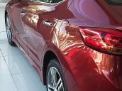 Bán xe Hyundai Elantra đời 2018, màu đỏ, giá 680tr