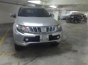 Cần bán gấp Mitsubishi Triton 4x2 AT năm sản xuất 2015, màu bạc, xe nhập số tự động