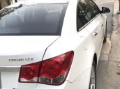 Cần bán xe Chevrolet Cruze 2013, màu trắng, nhập khẩu, xe nữ chạy máy bao zin